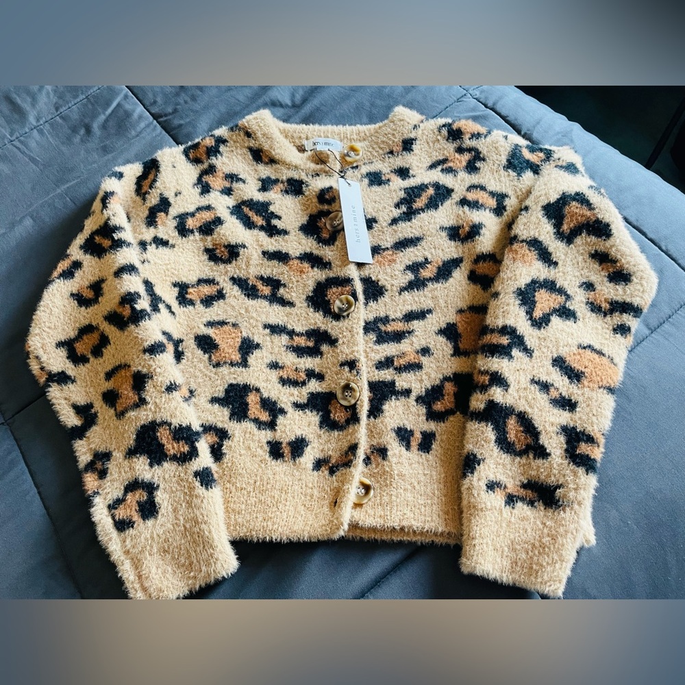 Leopard Print Fuzzy Cardigan Button Down ( Hers & Mine) size L… Brand New w/Tags